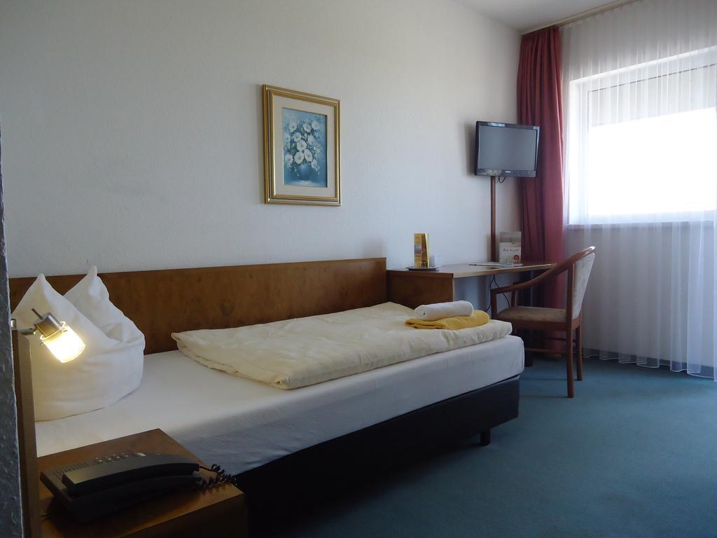 Greenline Hotel Hellfeld Neubrandenburg Quarto foto