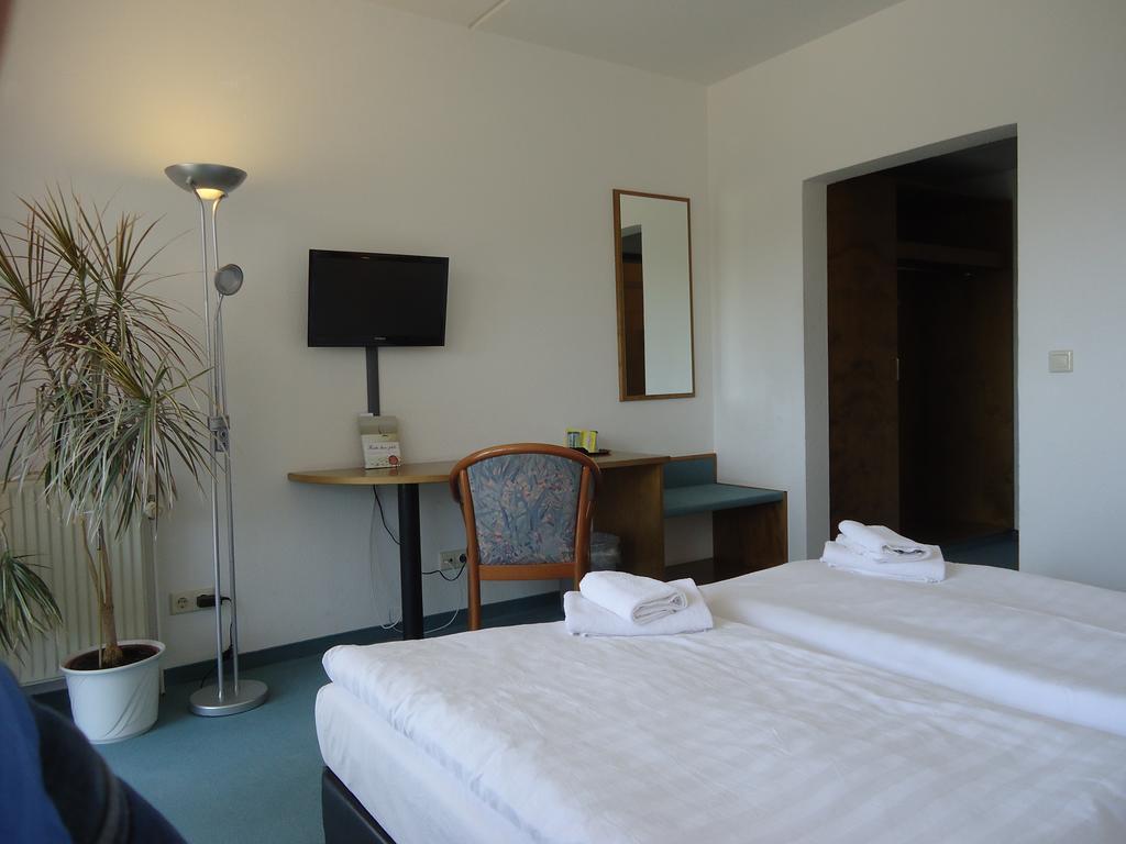 Greenline Hotel Hellfeld Neubrandenburg Quarto foto